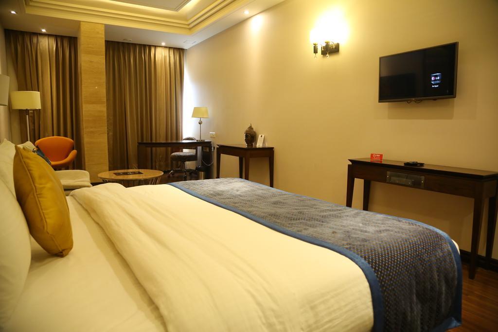 Oyo Premium Panchkula Sector 5 Hotel Værelse billede