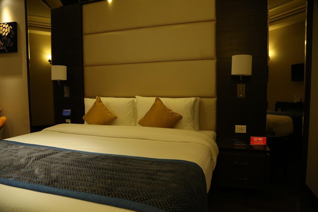 Oyo Premium Panchkula Sector 5 Hotel Eksteriør billede