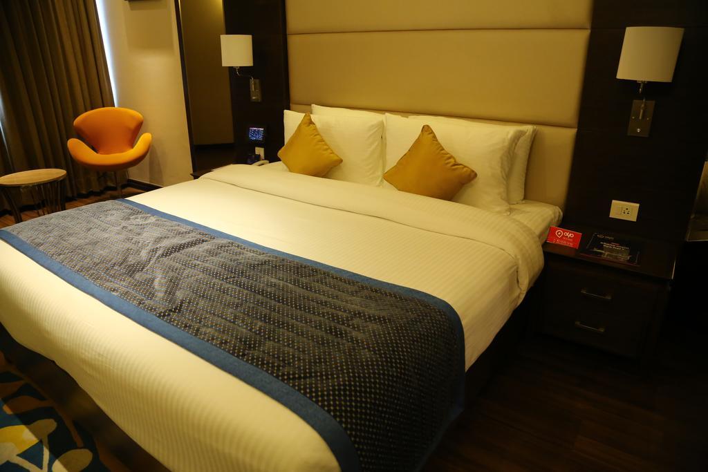 Oyo Premium Panchkula Sector 5 Hotel Eksteriør billede
