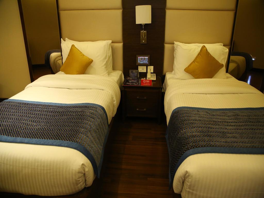 Oyo Premium Panchkula Sector 5 Hotel Værelse billede