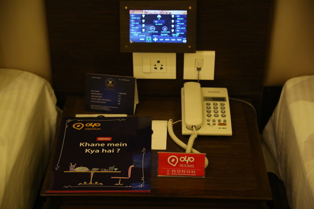 Oyo Premium Panchkula Sector 5 Hotel Eksteriør billede