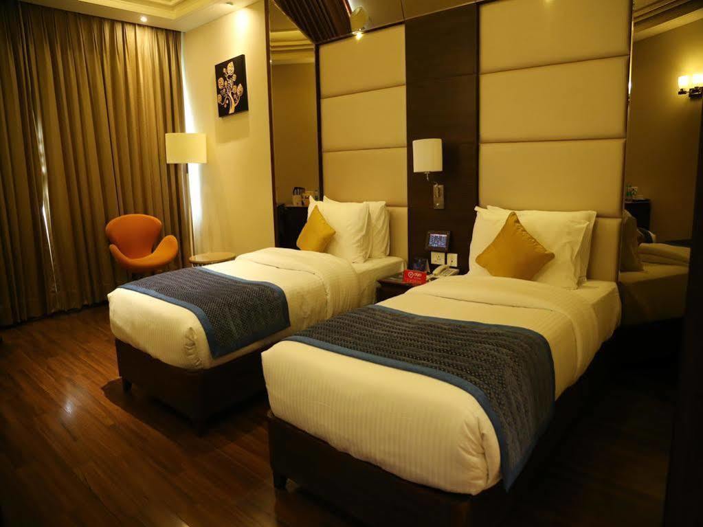 Oyo Premium Panchkula Sector 5 Hotel Eksteriør billede